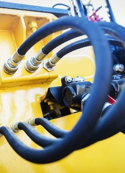 We design and create hydraulic systems for a variety of industries. Our experts develop custom solutions that are reliable and capable of performing well in even the most challenging conditions.
